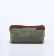 Canvas&nbsp;&mdash; Leather Pencil Case Mint